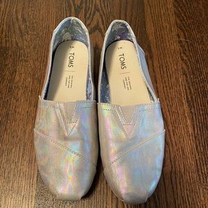 Silver women’s Toms originals